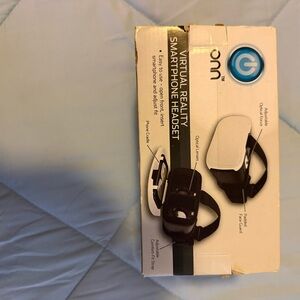 On Running Virtual Reality Headset - Black and White